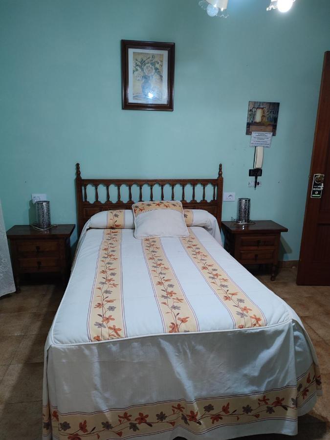 Pension - Restaurante Vilaboa Boveda  外观 照片