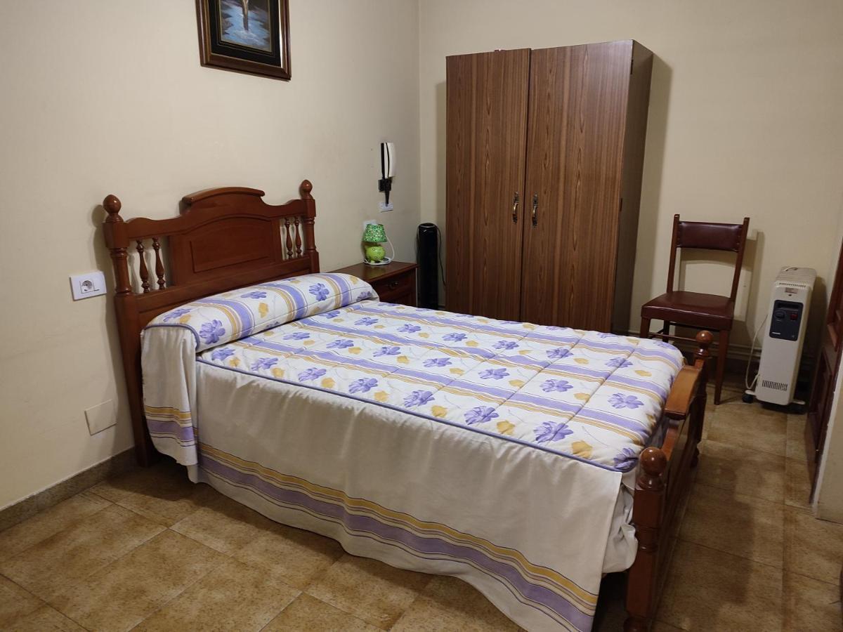 Pension - Restaurante Vilaboa Boveda  外观 照片